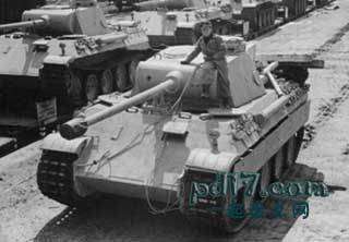 纳粹的十大超级武器Top10：豹式坦克