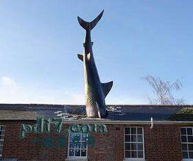 世界各地特殊的纪念碑、雕像Top5：海丁顿鲨鱼