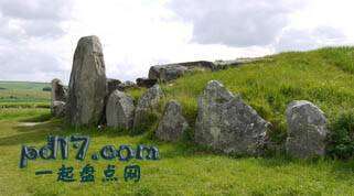 英伦三岛的古代巨石Top5：埃夫伯里和西肯尼特长堎