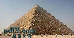 在著名古迹的新发现Top10：吉萨金字塔