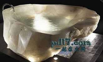 哈罗斯百货卖出的最贵的商品Top4：巴尔迪哈瑞德斯水晶浴缸