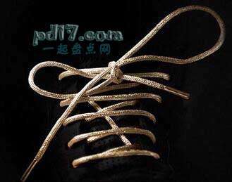 世界上送出的最贵的礼物Top18：肯尼迪先生金色鞋带