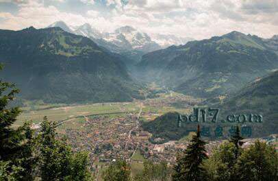 瑞士旅游胜地Top7：因特拉肯