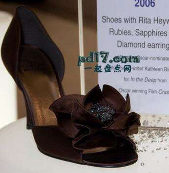 世界上最贵的鞋子Top2：Stuart Weitzman的“Rita Hayworth”鞋