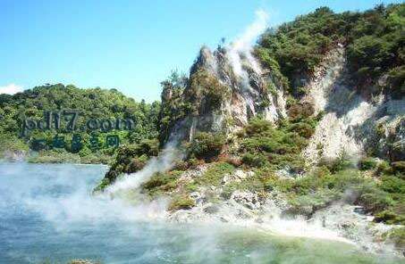 世界上最著名的天然温泉Top2：煎锅湖