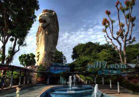 世界上最大的雕像Top14：圣淘沙鱼尾狮