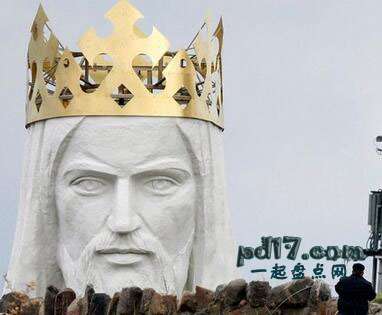 世界上最大的雕像Top9：基督国王纪念碑
