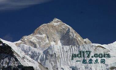 世界上最高的山峰Top5：马卡鲁峰