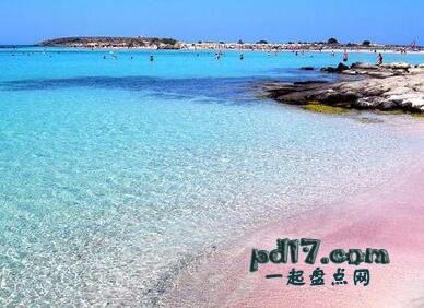 世界上的粉红色沙滩Top4：克利特岛的Balos Lagoon海滩