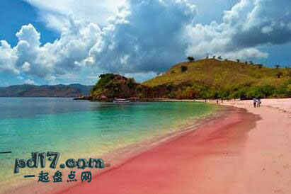 世界上的粉红色沙滩Top8：科莫多的粉红色海滩