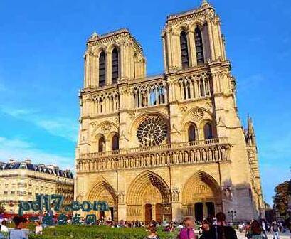 知名的地标建筑Top7：巴黎圣母院