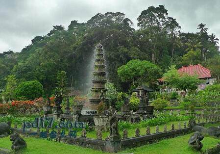 巴厘岛最值得去的地方Top1：蒂塔冈加水宫别墅
