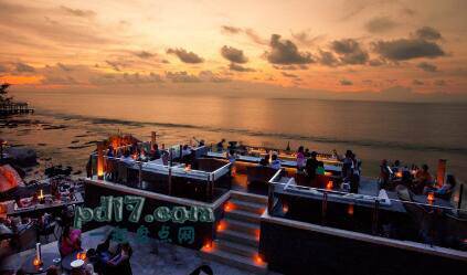巴厘岛最佳观日落景点Top5：Rock Bar，Ayana Resort