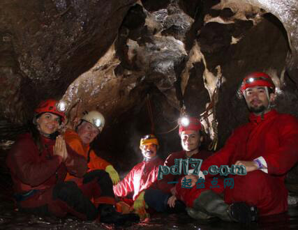 世界上最冒险的运动Top12：洞穴探险