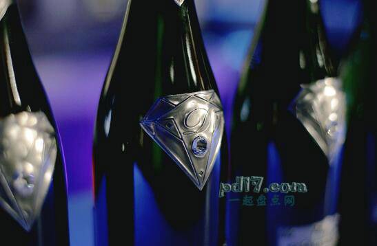 Top1：Taste of Diamonds – Gout de Diamants — (2013) — US$2.07 Million